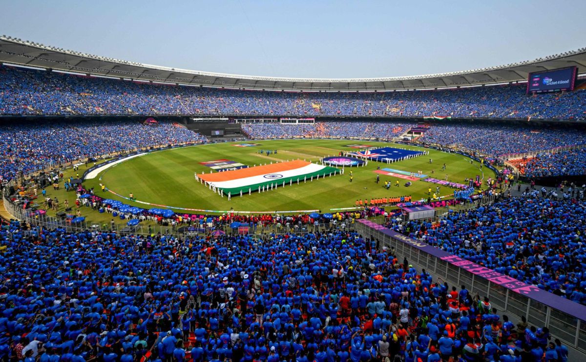 Imagini fabuloase » 92.453 de spectatori s-au înghesuit pe stadion la finala Cupei Mondiale din week-end
