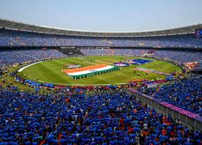 Imagini fabuloase » 92.453 de spectatori s-au înghesuit pe stadion la finala Cupei Mondiale din week-end