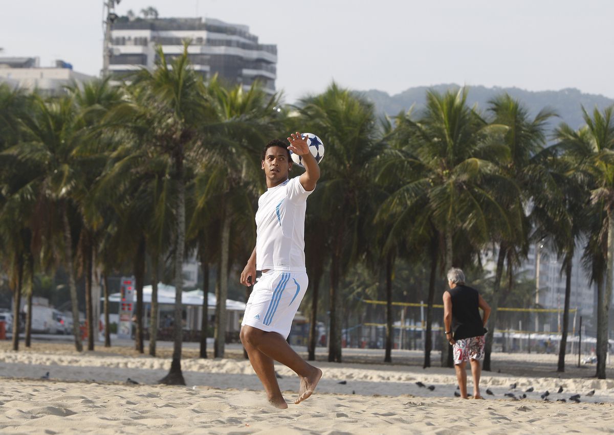 Eric de Oliveira - evergreen, viața din România