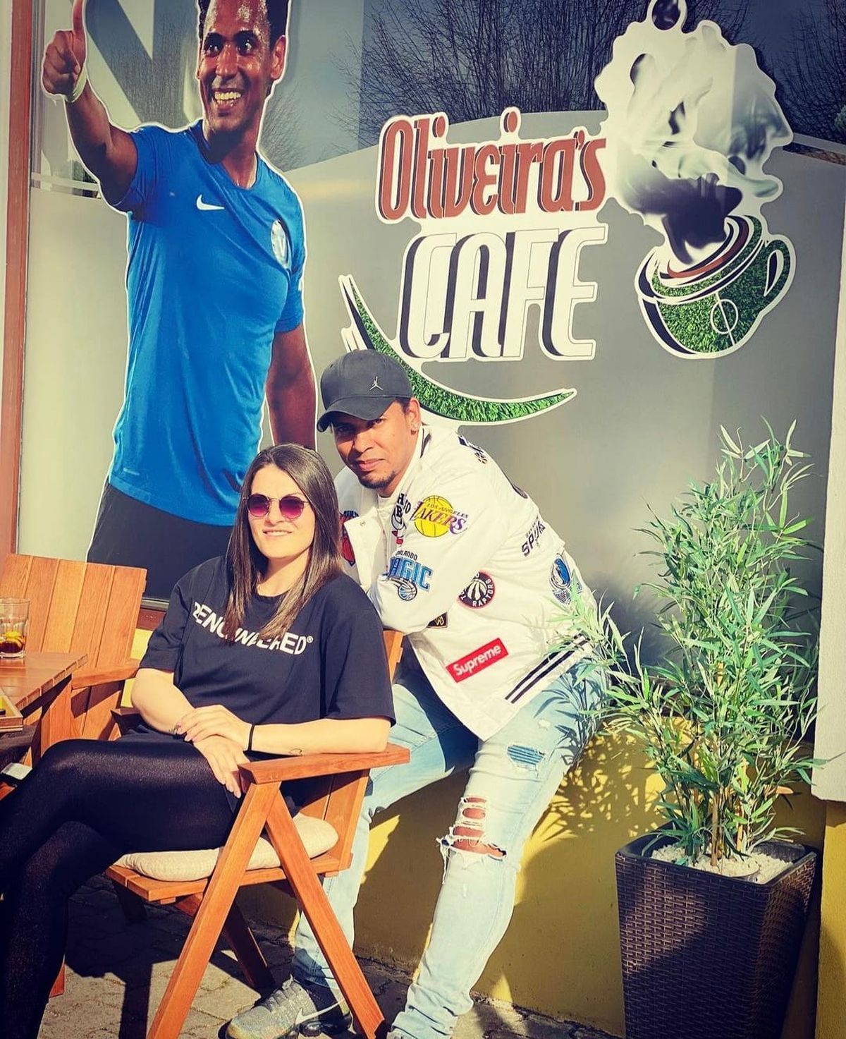 Coșmar pentru cel mai bun marcator străin din istoria Ligii 1 » I s-a propus să devină traficant de droguri la doar 10 ani: „Mi-au împușcat un văr” + „Trăiam 18 persoane într-o casă. Nu am avut pat până la 21 de ani!”