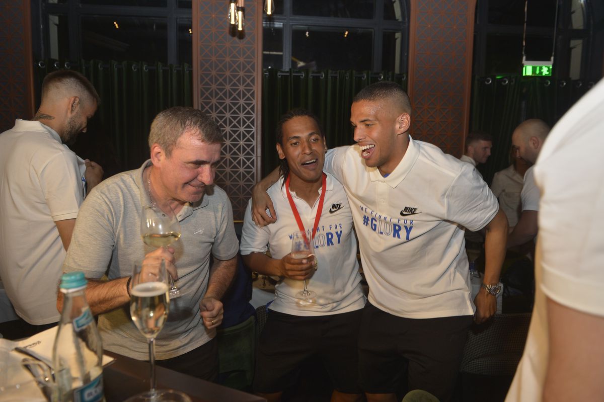 Eric de Oliveira - evergreen, viața din România