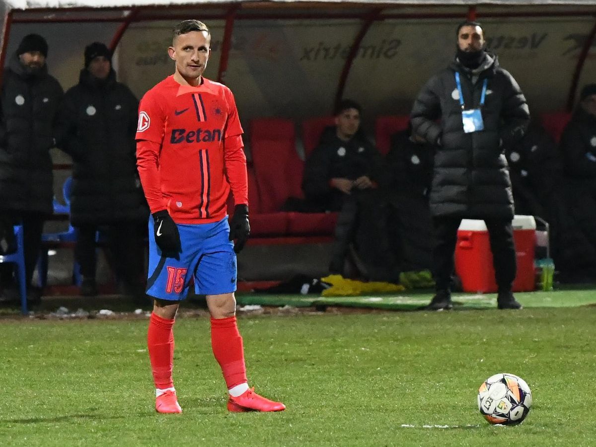 A luat în colimator 3 jucători de la FCSB: „El chiar a fost foarte slab!” » N-a scăpat nici Olaru: „Alt motiv nu găsesc”