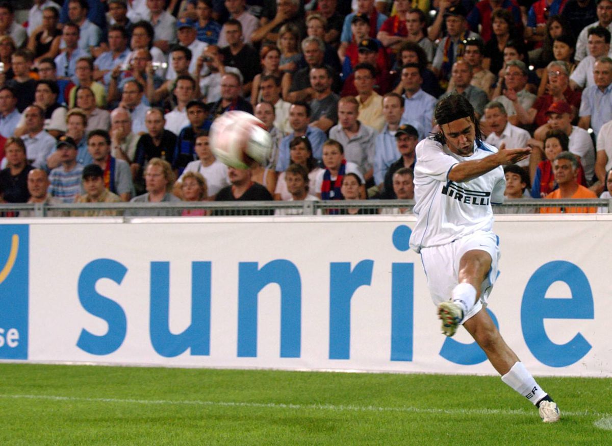 „Nu avea rost să mă mai întorc acasă” » Povestea FABULOASĂ a unui suporter al lui Basel, dat dispărut timp de 11 ani după un meci de Liga Campionilor