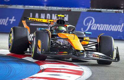 Lando Norris, cel mai rapid în „Orașul păcatelor” » Antrenamentul a fost întrerupt de două ori!