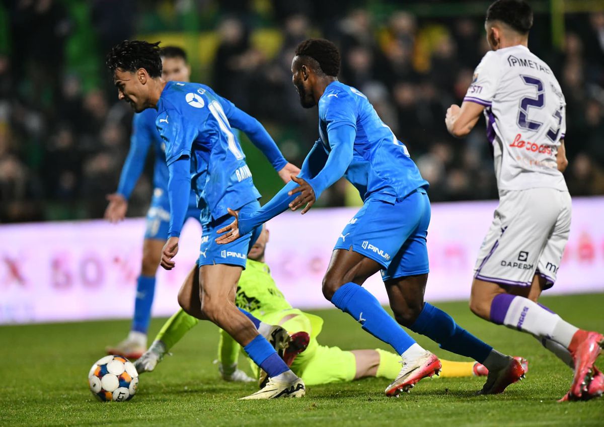 Bogdan Andone depune armele: „Noi luăm de la piață! Play-off-ul e o «căciulă» prea mare!”