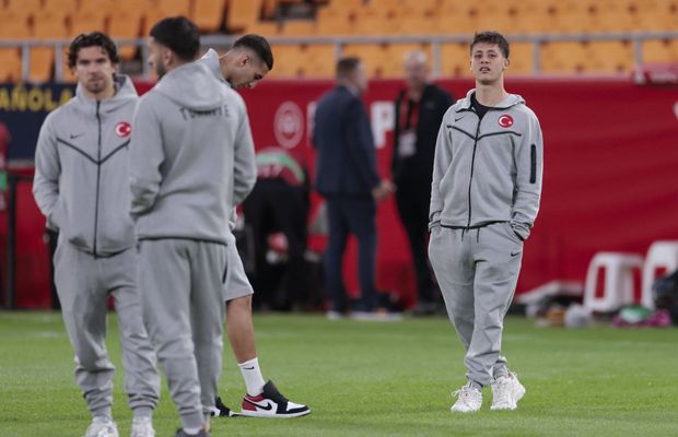 Adversarii României, jefuiți chiar în timpul meciului! » Cu ce-au plecat hoții și la cât se ridică lovitura