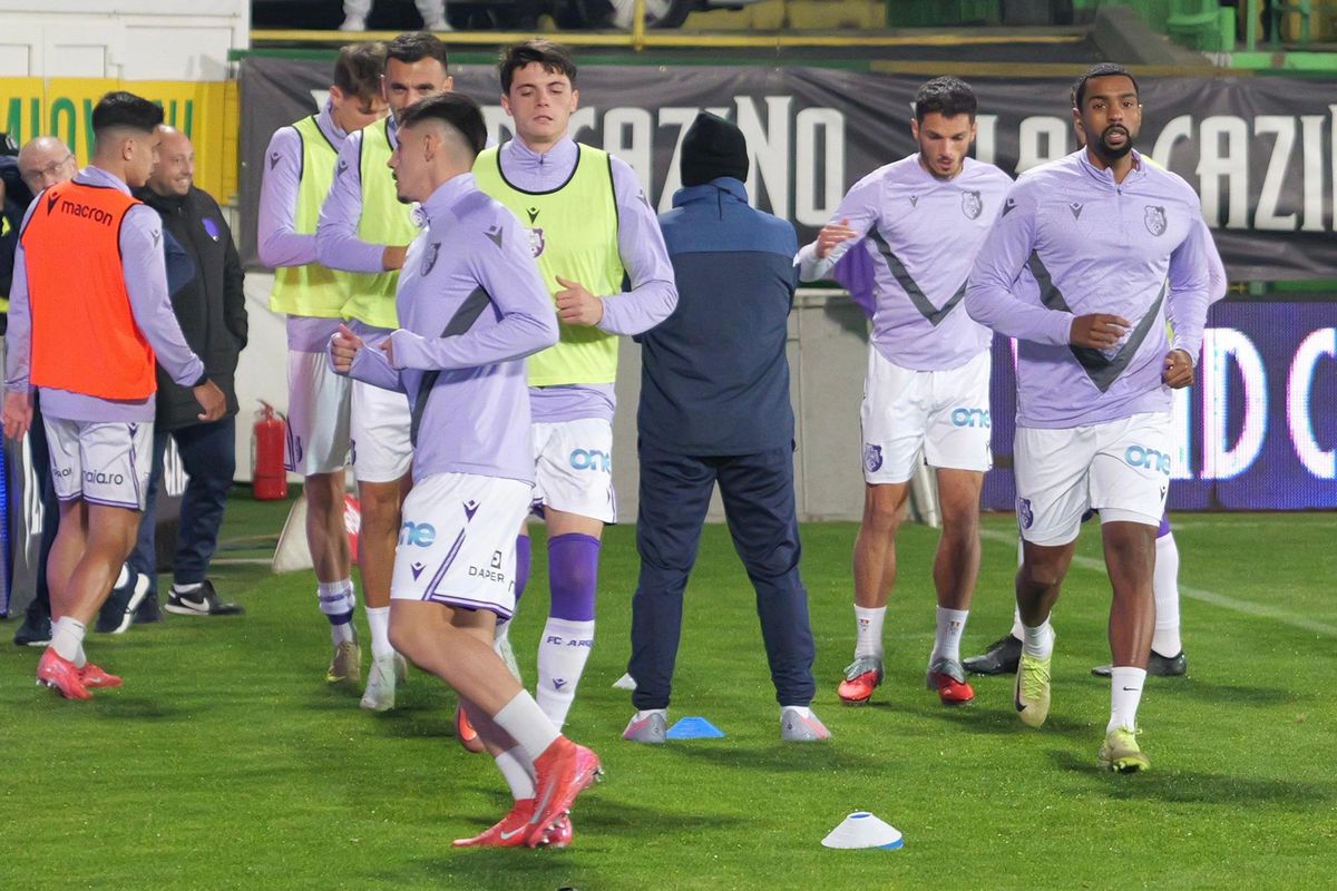 Mircea Lucescu l-a „contrazis” pe Dani Coman: „Nu e treaba mea să dau sfaturi”