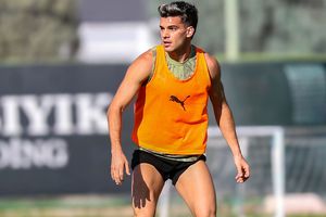 Ce urmează pentru Ianis Hagi » Gică Popescu: „Sunt convins că nu va sta mult”