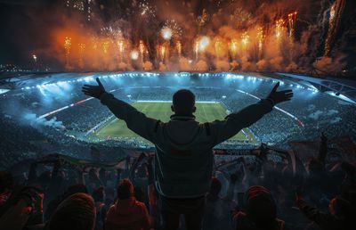 Articole pirotehnice pe stadioane: scurt istoric, cultura ultras și cadrul legal din România