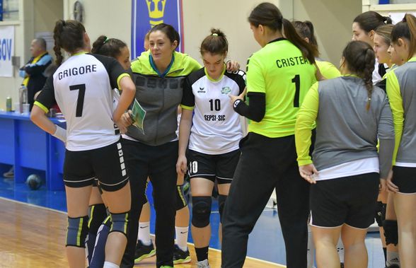 Sepsi merge și pe handbal » La Sf. Gheorghe s-a dat drumul unui proiect ambițios, cu foste jucătoare de națională în rol principal