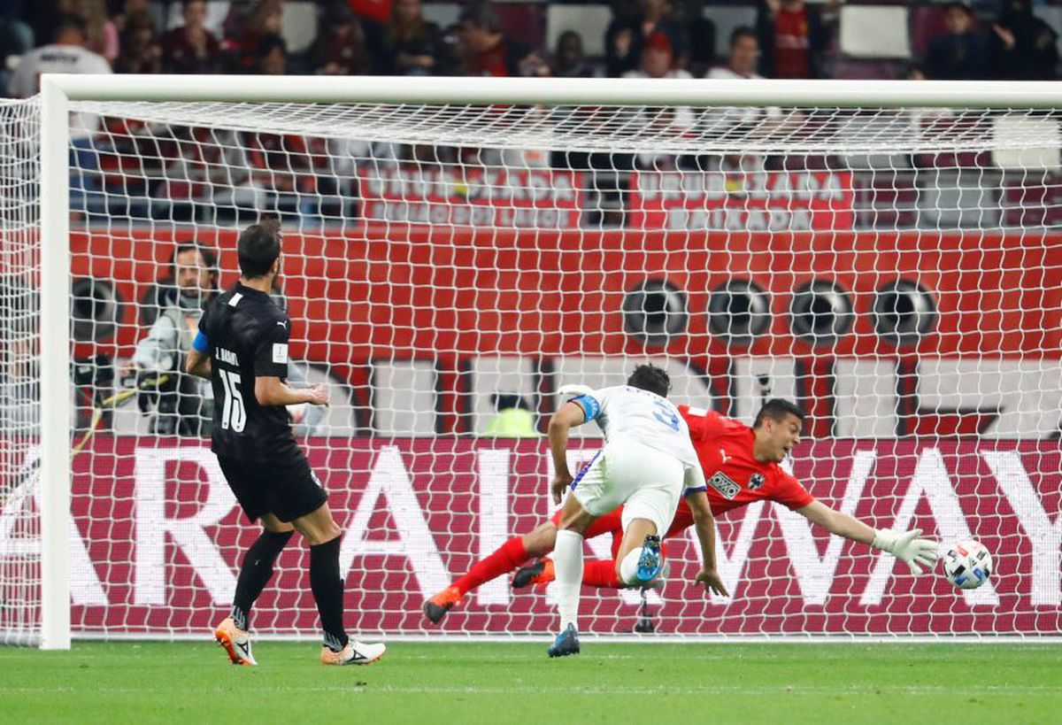 MONTERREY - AL-HILAL 2-2 (5-4 la pen.) // FOTO Răzvan Lucescu a pierdut finala mică de la Mondialul Cluburilor » Arabii au încasat totuși 2 milioane $ pentru locul 4
