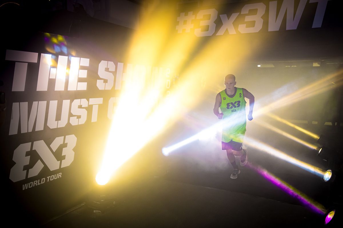 Blocați în Arabia Saudită! Mai mulți români nu pot reveni în țară: „Nu cred că ajungem acasă de Sărbători”