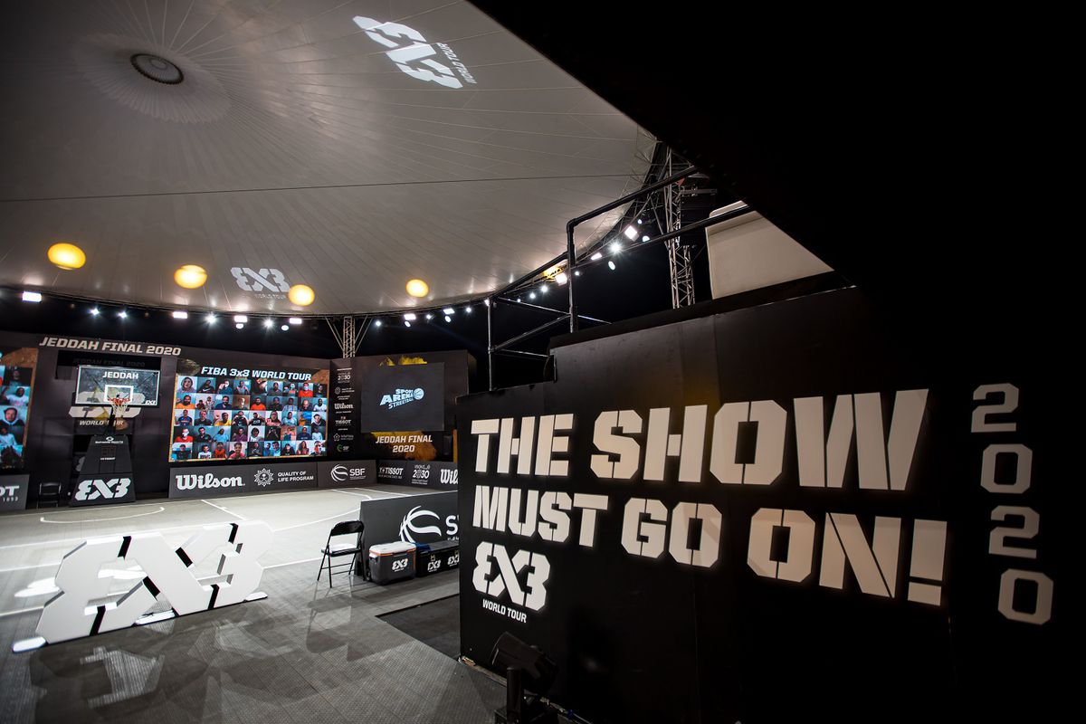 Blocați în Arabia Saudită! Mai mulți români nu pot reveni în țară: „Nu cred că ajungem acasă de Sărbători”