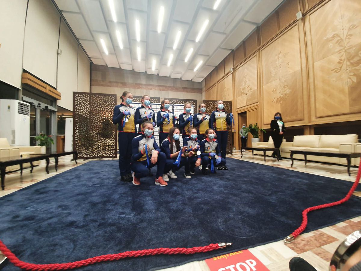 Lotul național de gimnastică a revenit de la Europene