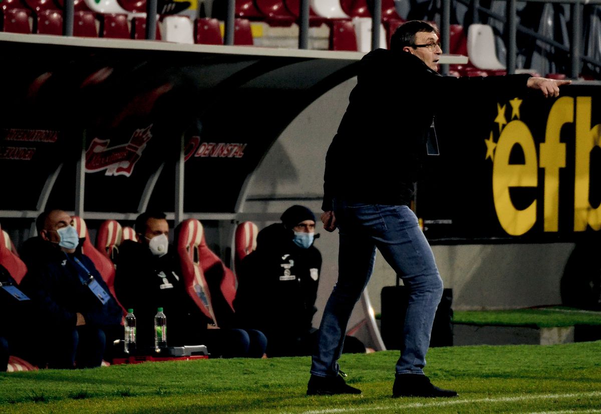 Astra - UTA 0-0 » „Remiză albă” în ultima etapă din sezonul regulat! Adrian Petre, aproape de o accidentare serioasă