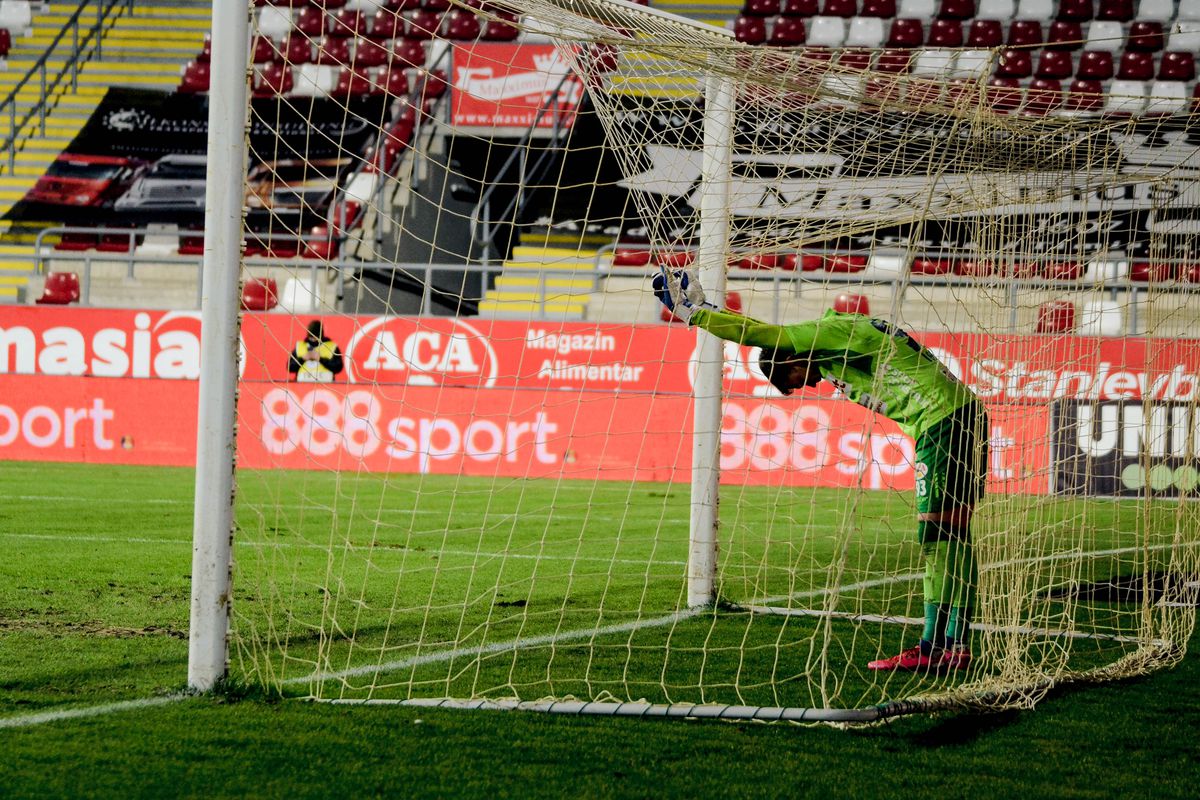 Astra - UTA 0-0 » „Remiză albă” în ultima etapă din sezonul regulat! Adrian Petre, aproape de o accidentare serioasă
