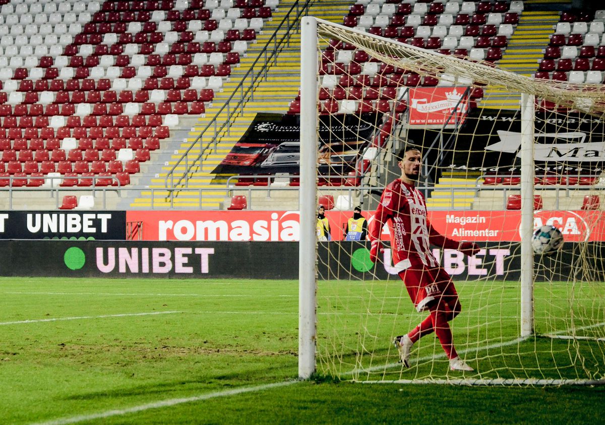 UTA - Astra Giurgiu 0-6. Giurgiuvenii au reușit scorul campionatului la Arad!