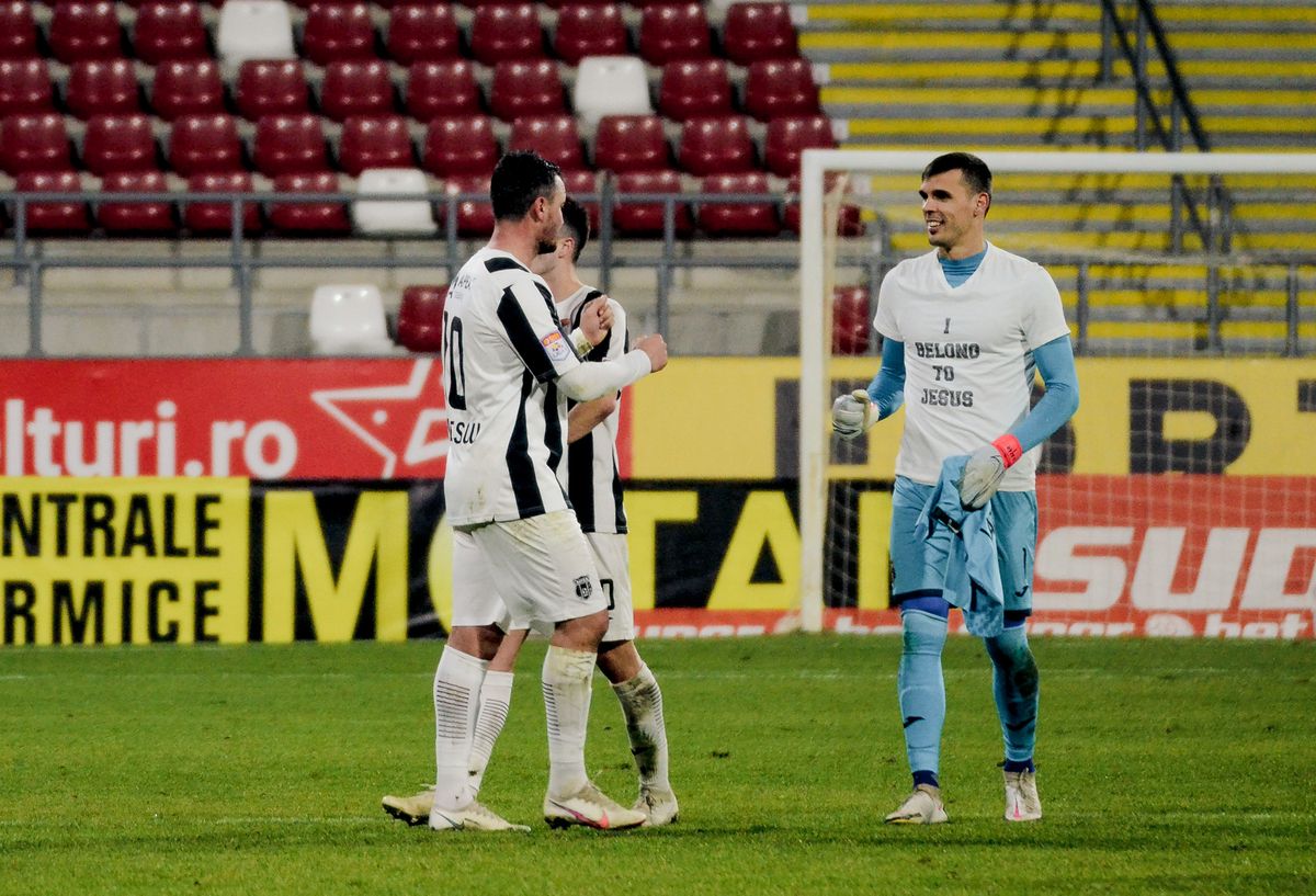 Laszlo Balint, întrebat despre plecare, după UTA - Astra 0-6 » Eugen Neagoe i-a cerut scuze unui fotbalist