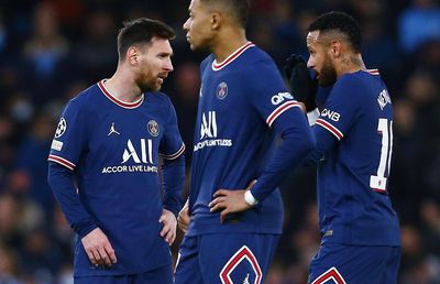 „Bomba” PSG! Vestiar divizat, petreceri, staruri care refuză să se antreneze, jucători certați!