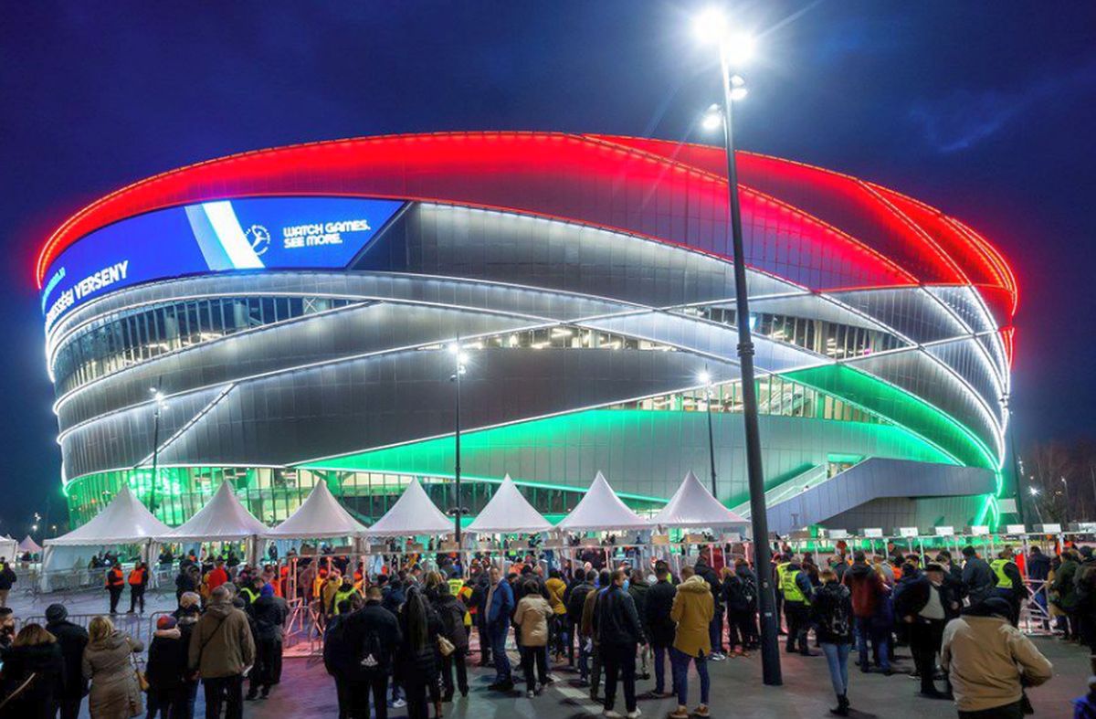 Vecinii au OZN » Polivalentă de 220 de milioane de euro inaugurată în Ungaria! Imagini spectaculoase