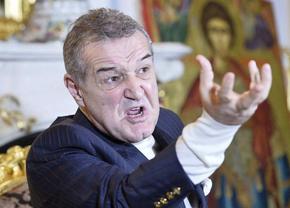 Becali, în dialog cu fostul jucător de la FCSB: „Ai paradit tot! Pe unde ai fost s-au ales praful și pulberea”