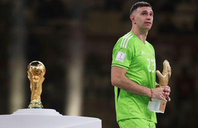 Francezii cer sancțiuni împotriva lui „Dibu” Martinez: „Vă dați seama ce grad de degradare?! Sper că va exista o plângere la FIFA”