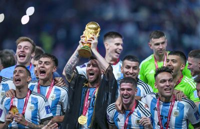 Afirmații controversate în direct la TV după victoria Argentinei: „A câștigat Mondialele cu dopați și înșelăciuni”