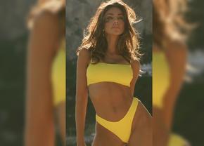 Cadou de Crăciun de la Mădălina Ghenea » Apariție incendiară în costum de baie