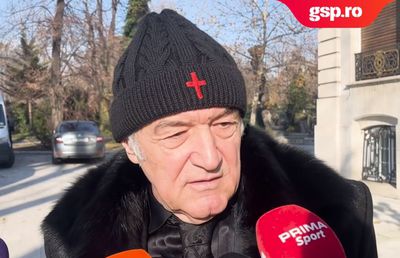 Gigi Becali despre transferul unui atacant: „Vedem dacă avem nevoie” + „Dacă nu, îl pun pe Băluță, ăla joacă și fundaș”