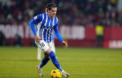 Ce au hotărât scoțienii în privința lui Ianis Hagi » Presa din Spania l-a trecut la capitolul dezamăgirilor lui Alaves!