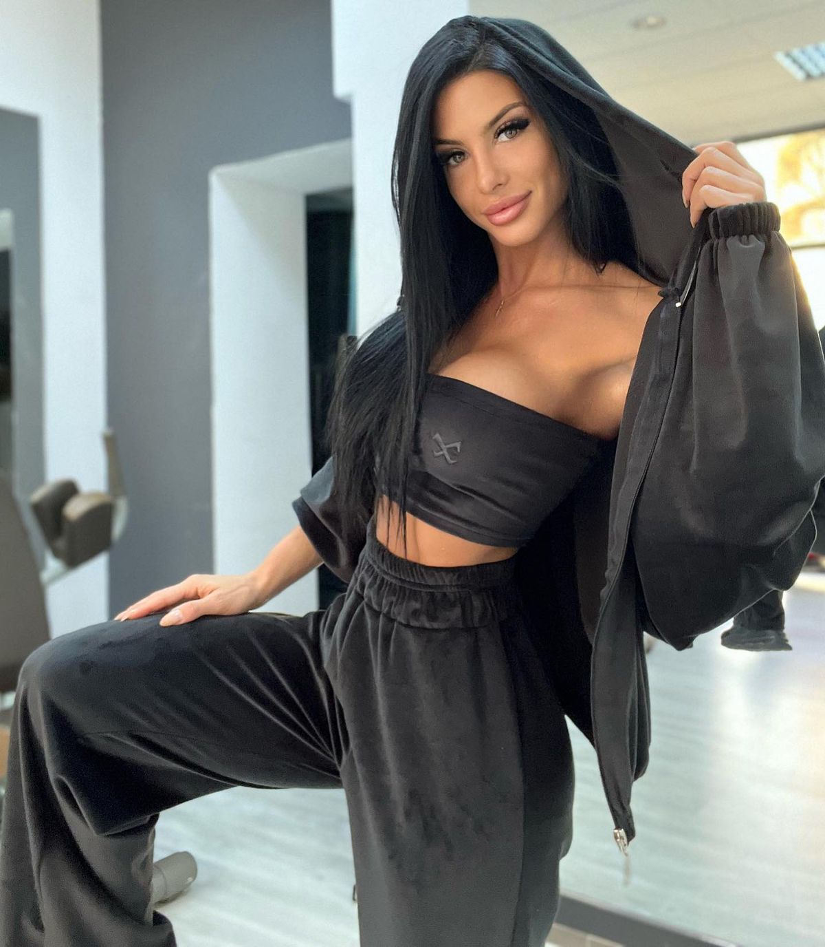 Ea e cea mai sexy antrenoare de fitness din România: „Am reușit să obțin cea mai potrivită strategie”