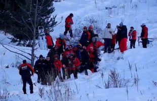 Lotul național al Turciei a fost surprins de avalanșă, un sportiv și-a pierdut viața