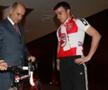 George Copos și bicicleta primită de la prietenul Nicu Badea