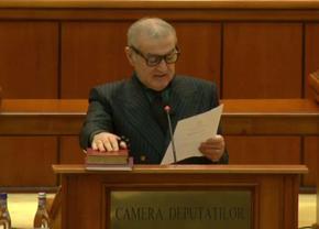 Gigi Becali, a 3-a zi în Parlament, al 3-lea moment hilar » I-a fost tăiat microfonul când depunea jurământul
