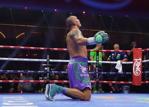 Oleksandr Usyk e REGELE la categoria grea! Victorie în unanimitate după o luptă crâncenă cu Tyson Fury! A fost show în Arabia Saudită