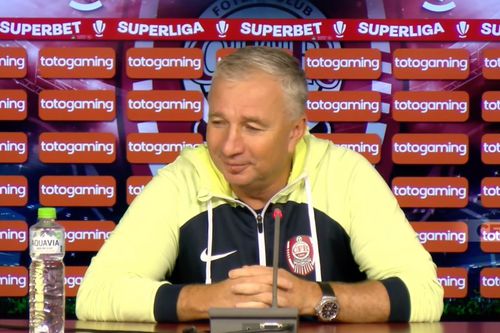 Dan Petrescu la conferința de presă