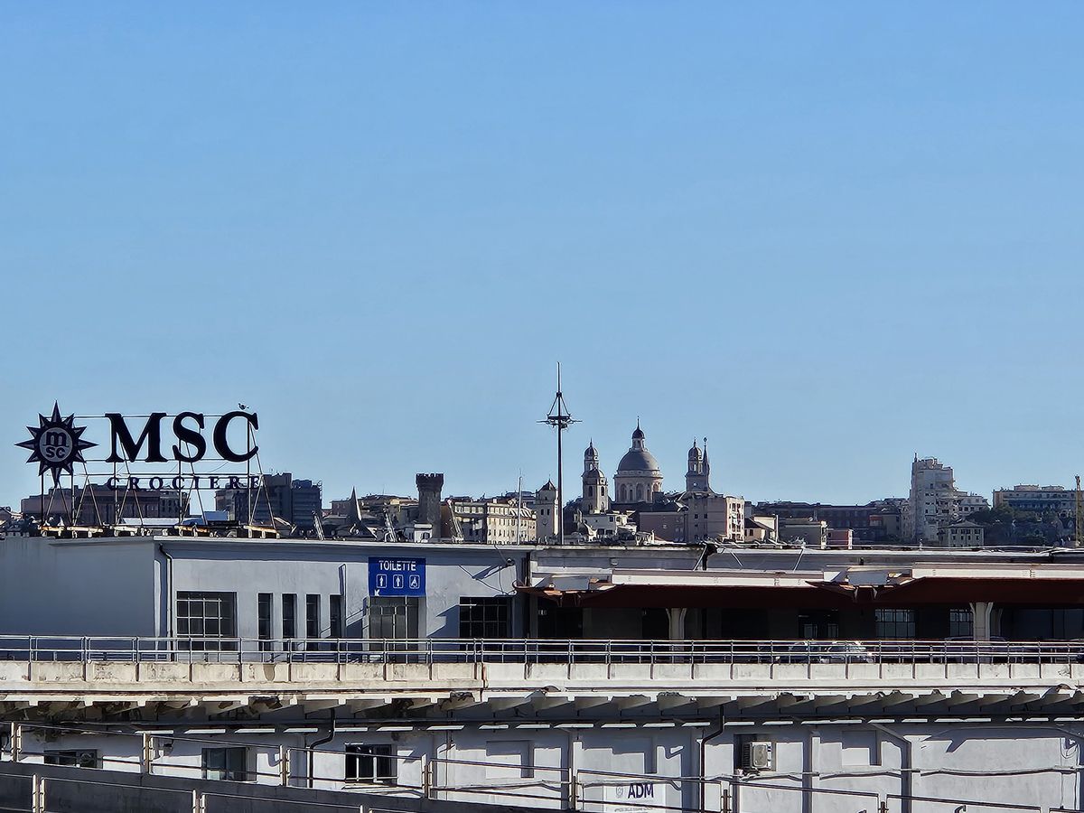 3 detalii din „Genoa mea”, cum a numit-o Dan Șucu » Reporterii Gazetei au luat pulsul orașului: primul impact, real, din stradă, după preluarea clubului italian