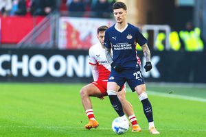 PSV a luat decizia! Ce a pățit jucătorul care l-a înjurat pe Dennis Man, imediat după meci