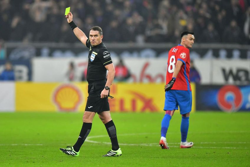 VIDEO CU FAZELE Istvan Kovacs, personajul principal din FCSB - Rapid » Pentru ce a acordat două penalty-uri în 10 minute. Salvat de VAR la o fază