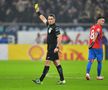 Istvan Kovacs a acordat două penalty-uri în FCSB - Rapid / Foto: Cristi Preda GSP