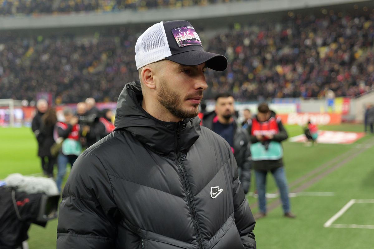 Jucătorii de la FCSB și Rapid, înainte de meciul din etapa #21 / foto: Andrei Furnigă (GSP)