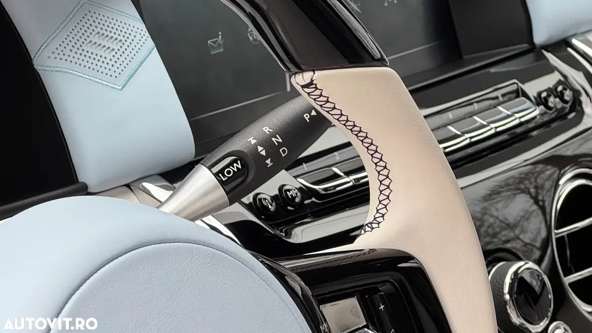Rolls-Royce-ul Cullinan Mansory al lui Mirel Rădoi, ridicat de platformă în Capitală