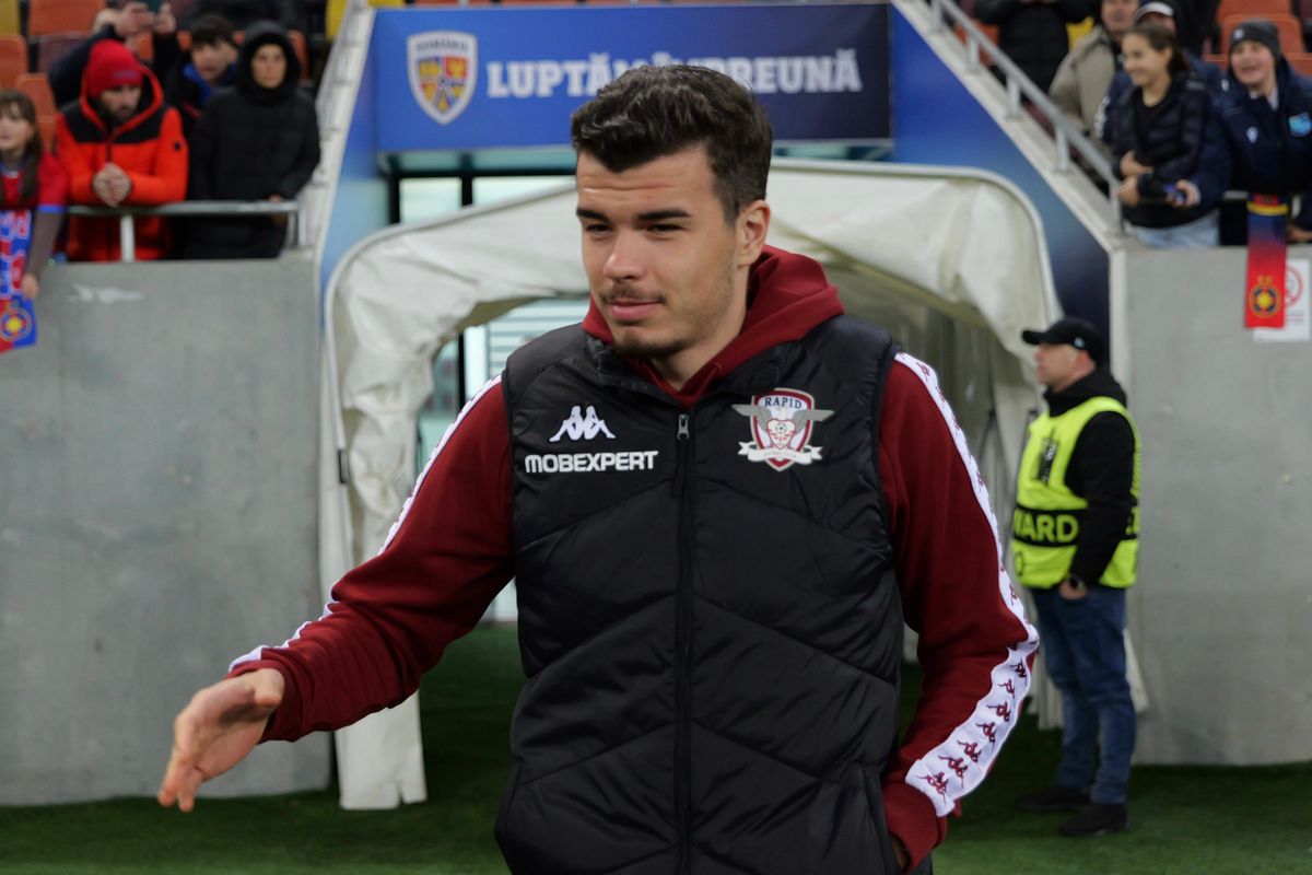 Jucătorii de la FCSB și Rapid, înainte de meciul din etapa #21 / foto: Andrei Furnigă (GSP)