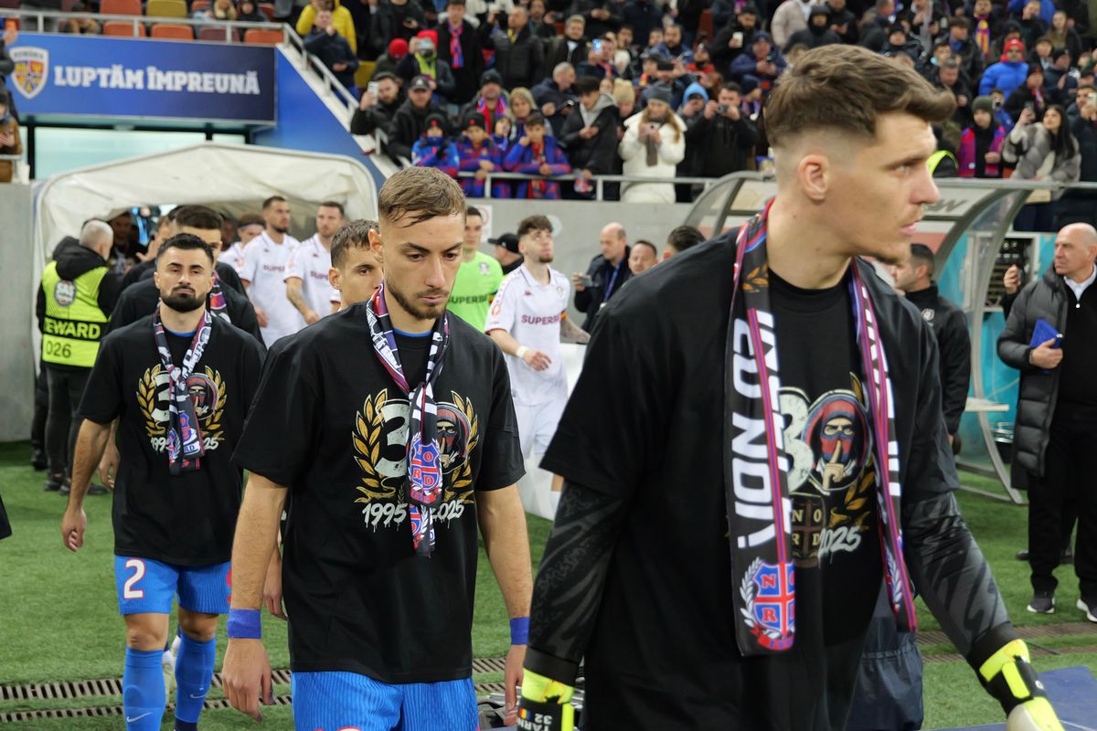 Atmosfera la FCSB - Rapid + Scenografia celor din Peluza Nord a roș-albaștrilor