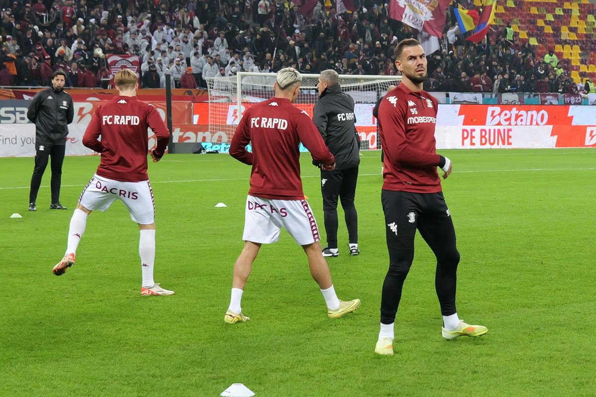 Jucătorii de la FCSB și Rapid, înainte de meciul din etapa #21 / foto: Andrei Furnigă (GSP)