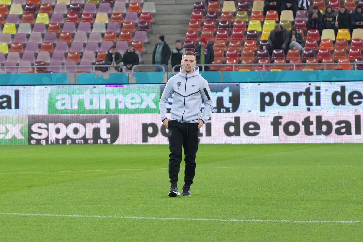 Jucătorii de la FCSB și Rapid, înainte de meciul din etapa #21 / foto: Andrei Furnigă (GSP)