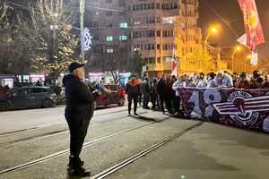 FCSB - Rapid » Reporterii GSP transmit de la stadion + Fanii giuleșteni, în corteo spre Arena Națională