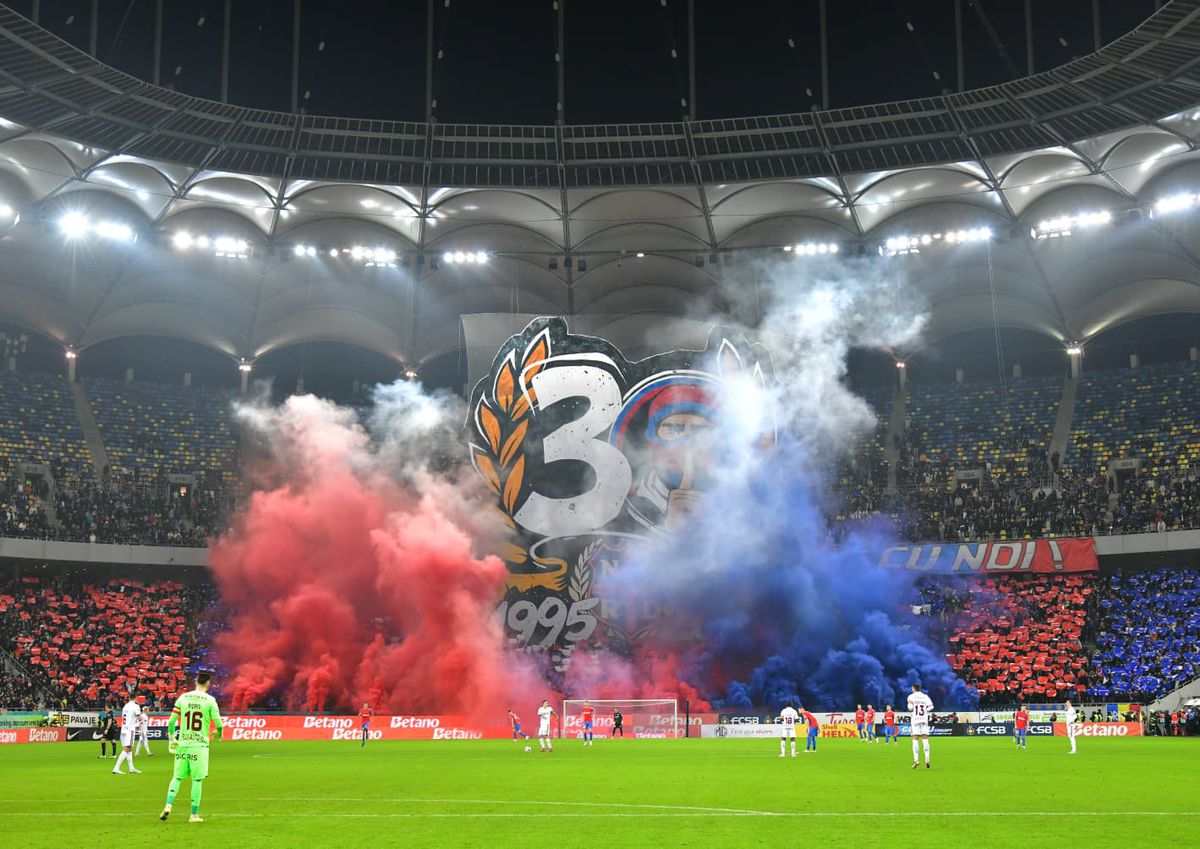 Istvan Kovacs, personajul principal din FCSB - Rapid » Pentru ce a acordat două penalty-uri în 10 minute. Salvat de VAR la o fază