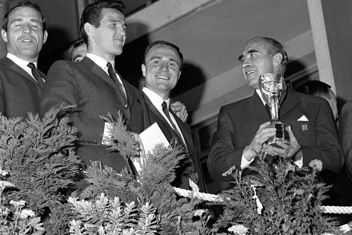 RETRO GSP // VIDEO + FOTO » 100 de ani de la nașterea „Generalului” Alf Ramsey, singurul manager care a performat cu naționala Angliei