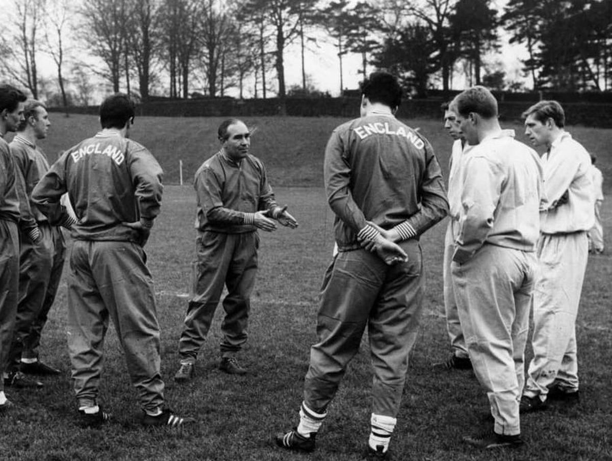 RETRO GSP // VIDEO + FOTO » 100 de ani de la nașterea „Generalului” Alf Ramsey, singurul manager care a performat cu naționala Angliei